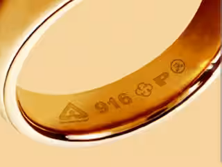 BIS hallmark stamp on 916 gold jewellery — how to verify gold purity India 2025, Shanthi Gold House Chennai